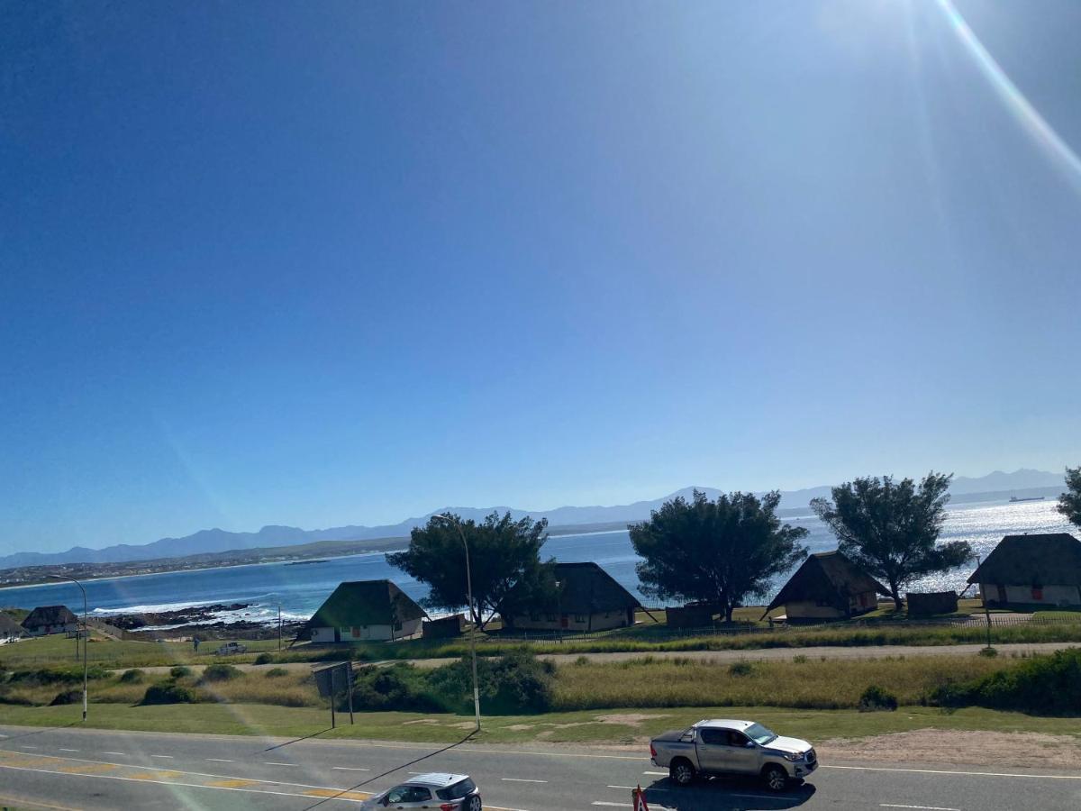 Luxury Nautica Suite 003 Mossel Bay Exterior foto